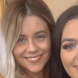 Meet your Posher, Aimee